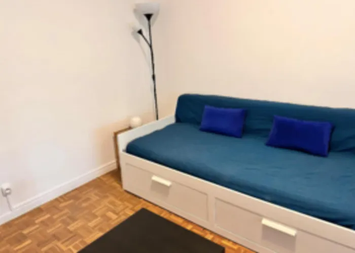 With Veranda 5min Walk To The